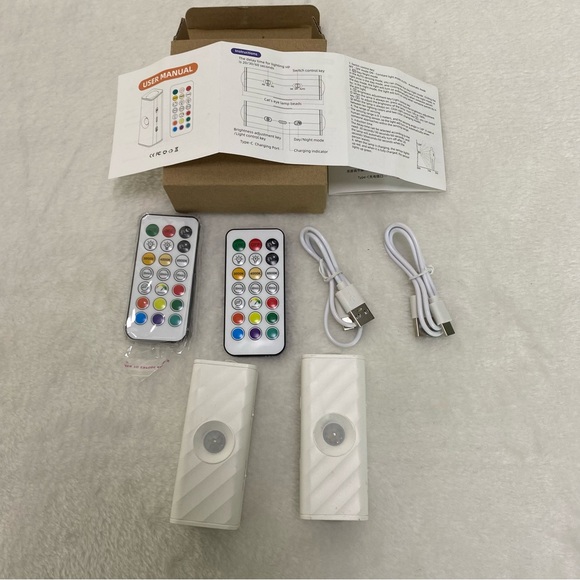 RGB LED Puck Lights with Remote Control - Picture 1 of 6